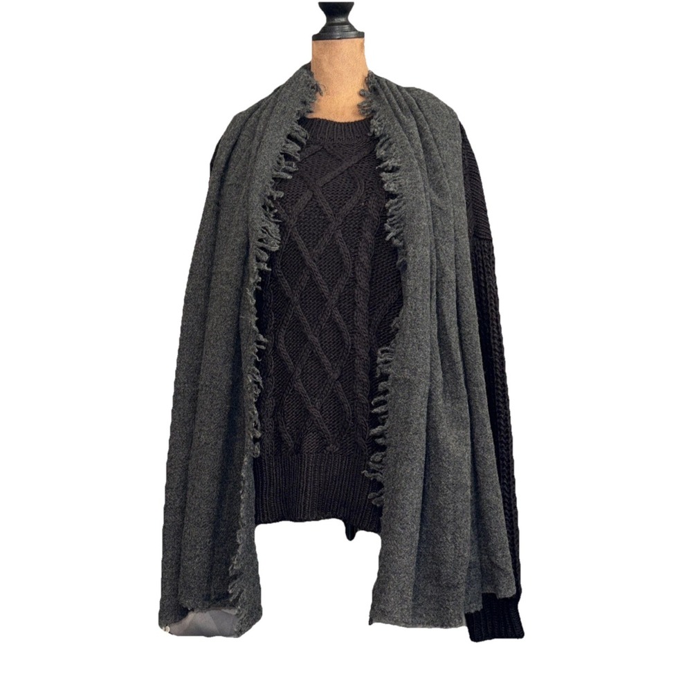 Wrap/Scarf 20%cashmere 80%wool Universal Threads OSFM  black/gray New